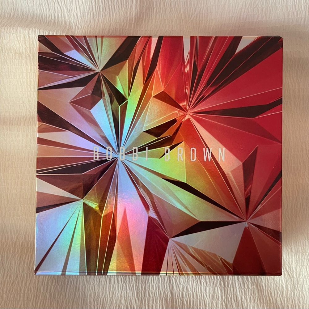 Bobbi Brown Special Edition Gift Box
